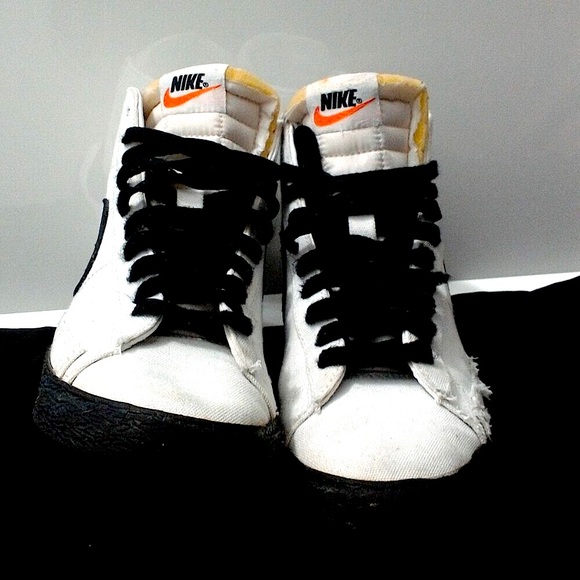NIKE Blazer blk & wht raw canvas hi tops Mens 7 Narrow or Womens 8.5 - Picture 9 of 14